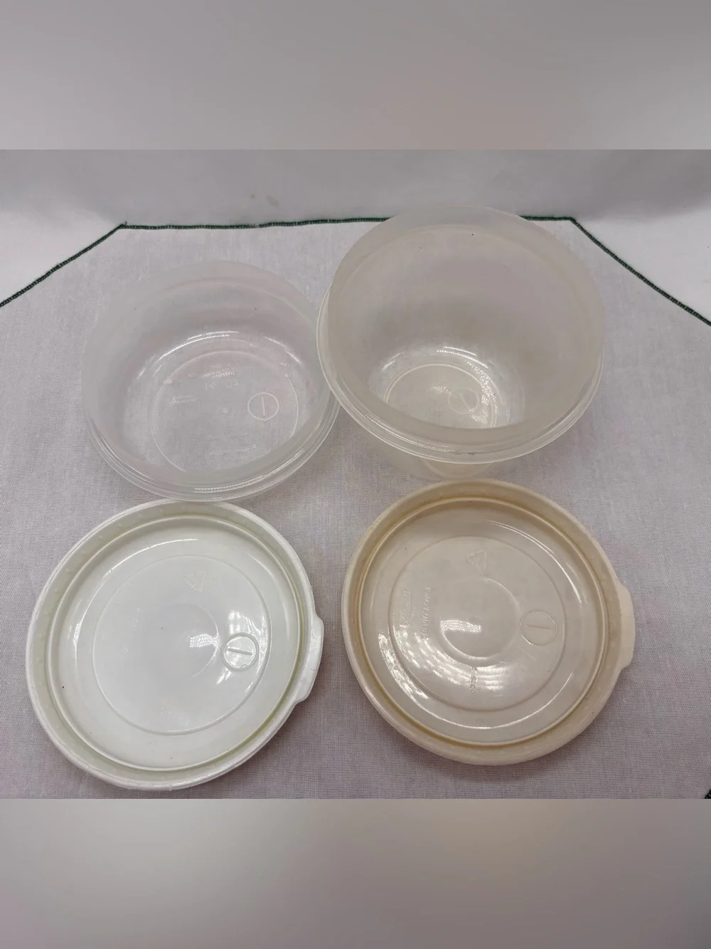 Vtg Rubbermaid Servin Saver #1 Containers w/almond lid 14oz 0431 & 2 Cup 0026